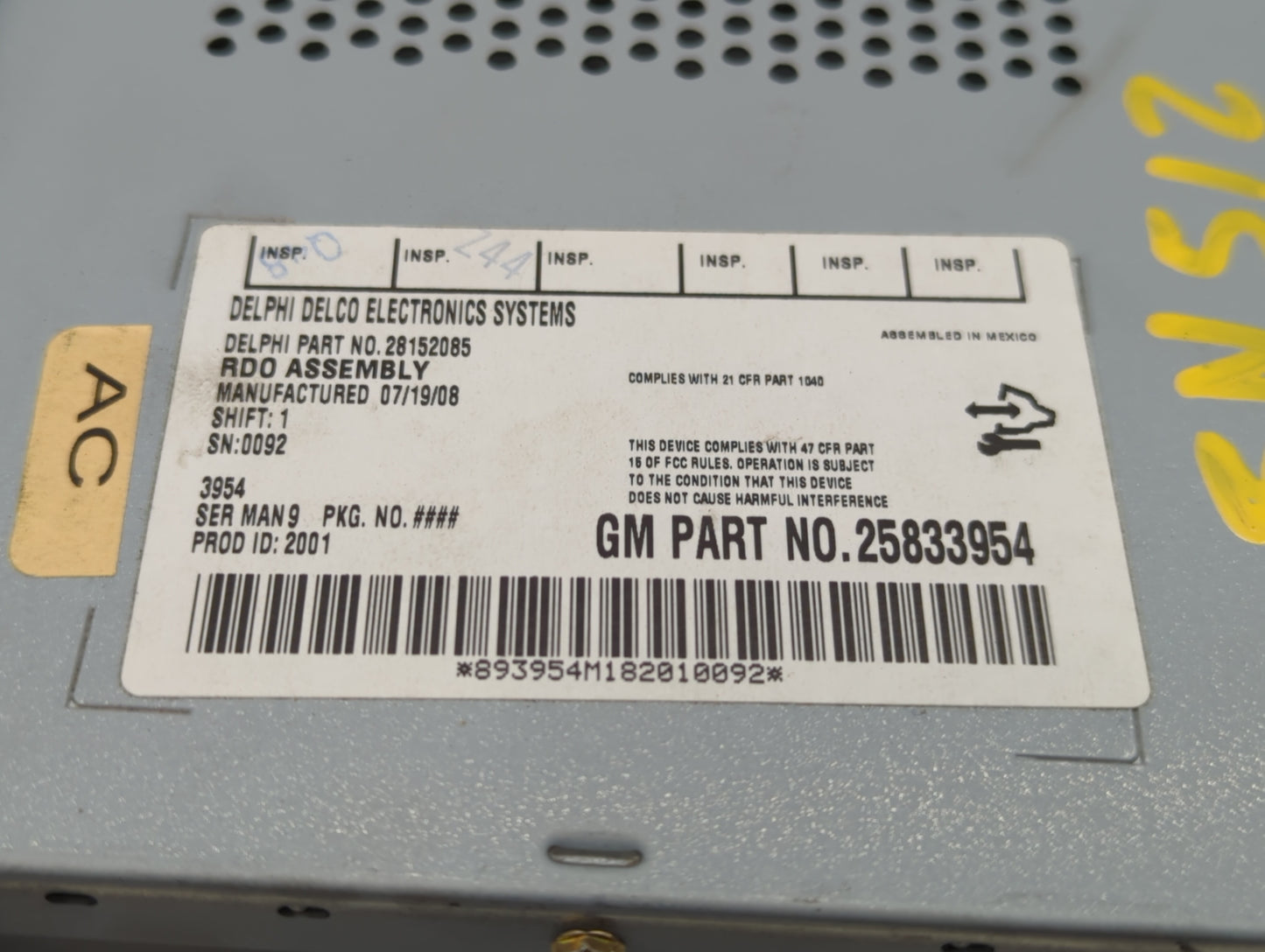 2009 Saturn Aura Radio AM FM Cd Player Receiver Replacement P/N:15948188 25833954 Fits OEM Used Auto Parts - Oemusedautopart