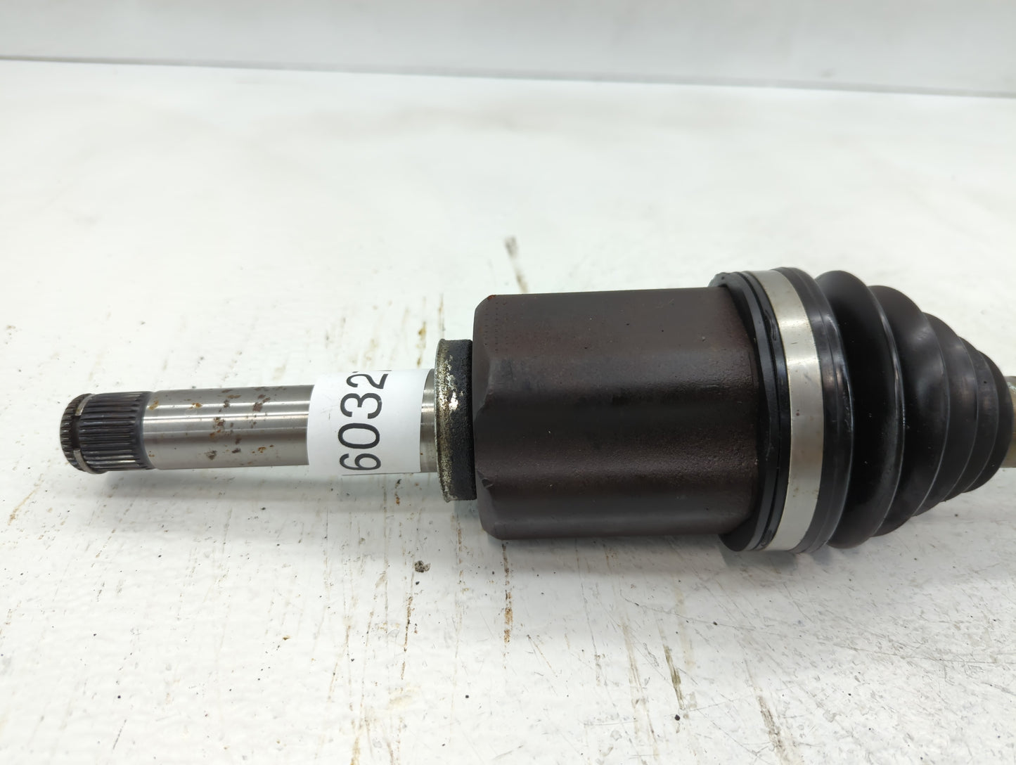 2009 Saturn Aura Axle Shaft Front Driver Cv C/v - Oemusedautoparts1.com