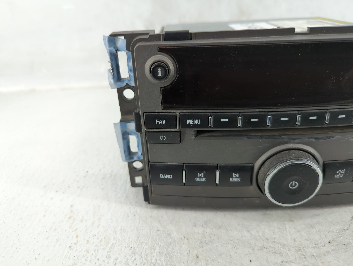 2009-2009 Saturn Aura Am Fm Cd Player Radio Receiver - Oemusedautoparts1.com