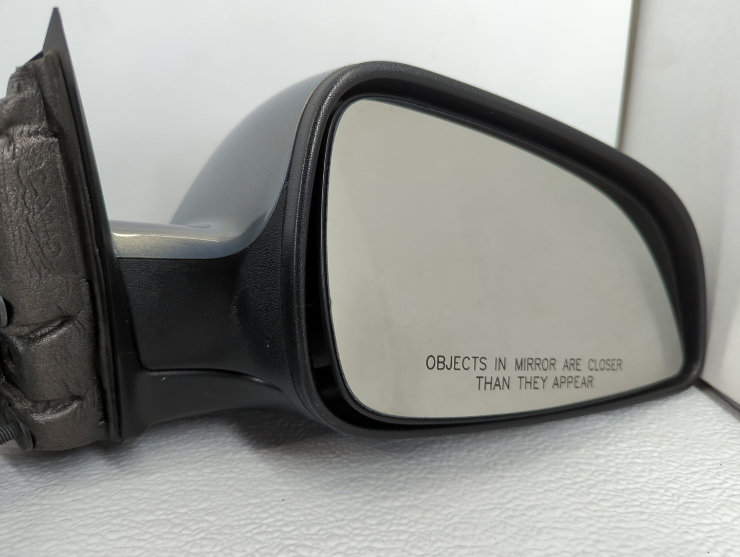 2009 Saturn Aura Side Mirror Replacement Passenger Right View Door Mirror P/N:0000959403 Fits OEM Used Auto Parts - Oemuseda