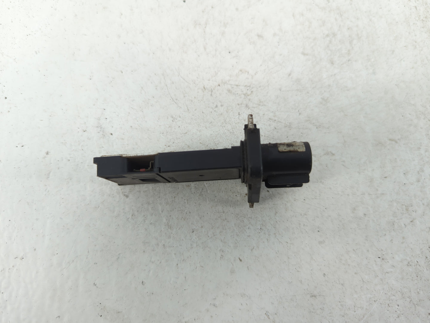 2007-2009 Saturn Aura Mass Air Flow Meter Maf - Oemusedautoparts1.com