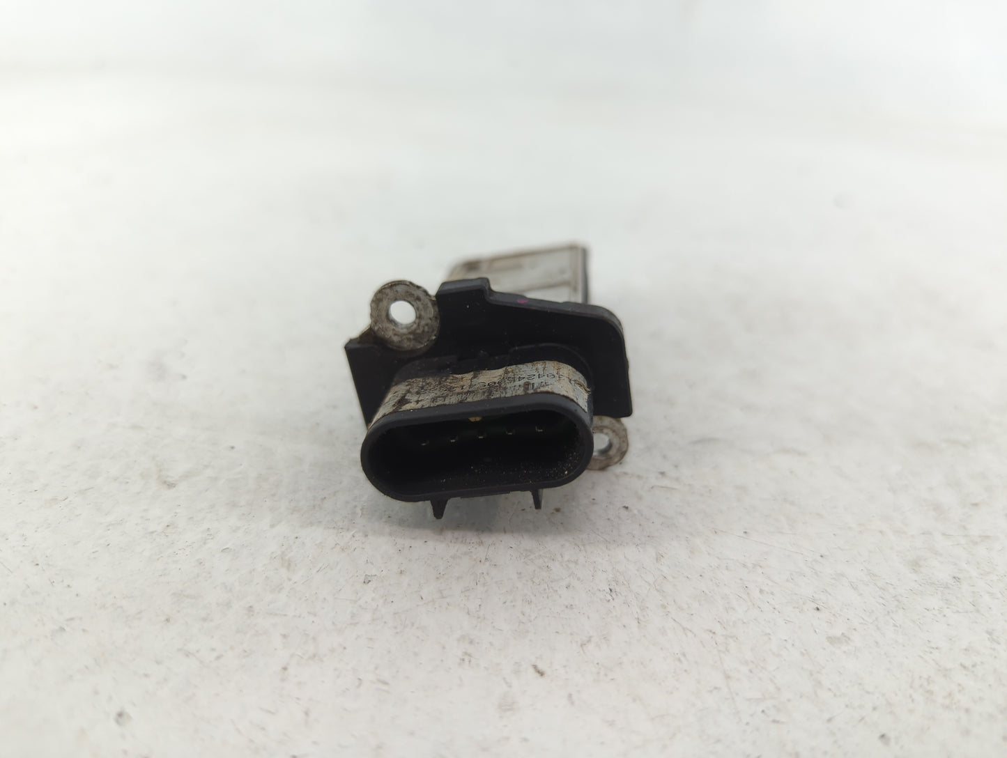 2007-2009 Saturn Aura Mass Air Flow Meter Maf - Oemusedautoparts1.com