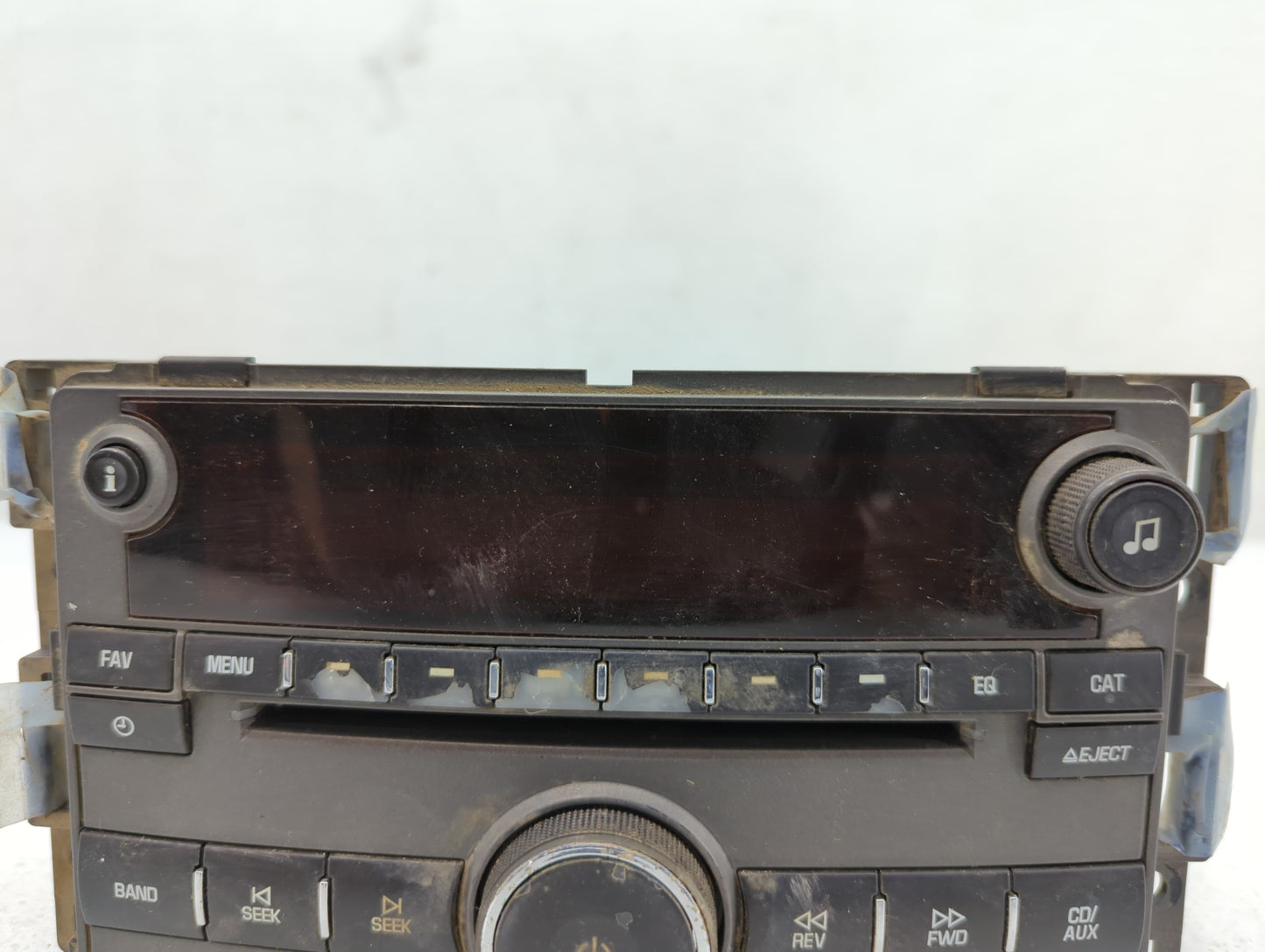 2009-2009 Saturn Aura Am Fm Cd Player Radio Receiver - Oemusedautoparts1.com