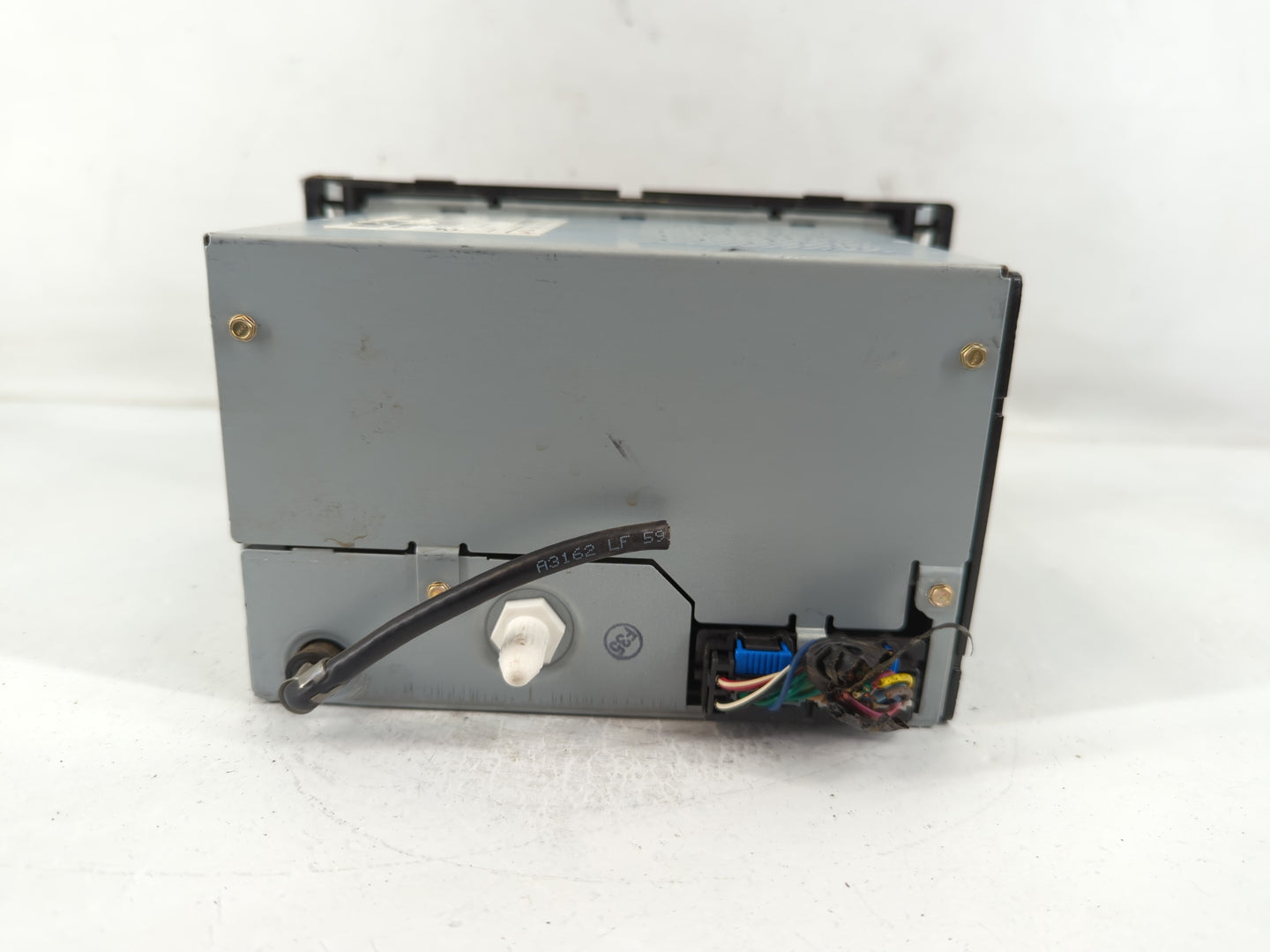 2009 Saturn Aura Radio AM FM Cd Player Receiver Replacement P/N:25833954 Fits OEM Used Auto Parts - Oemusedautoparts1.com
