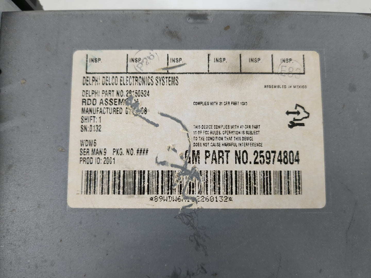 2009 Saturn Outlook Radio AM FM Cd Player Receiver Replacement P/N:25974804 Fits OEM Used Auto Parts - Oemusedautoparts1.com