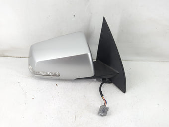 compare product 2009 Saturn Outlook Passenger Side View Mirror - Right Door Mirror OEM Used