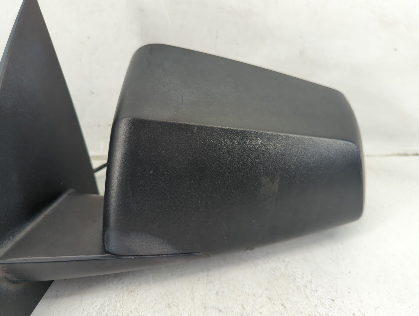 2009 Saturn Outlook Driver Side View Mirror - Left Door Mirror OEM Used - Oemusedautoparts1.com
