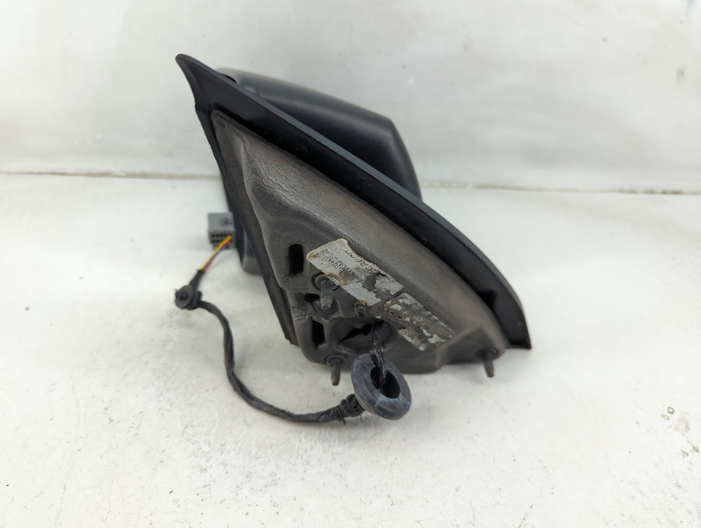 2009 Saturn Outlook Driver Side View Mirror - Left Door Mirror OEM Used - Oemusedautoparts1.com