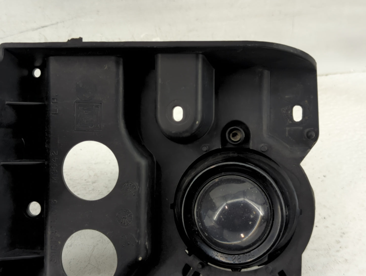 2009 Saturn Outlook Driver Left Oem Fog Light Lamp - Oemusedautoparts1.com