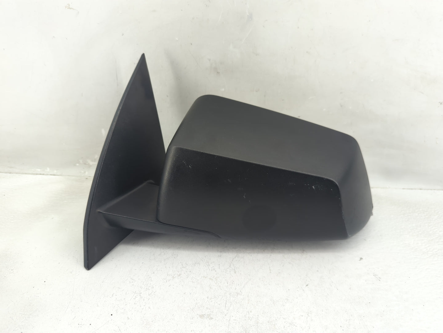 2009 Saturn Outlook Driver Side View Mirror - Left Door Mirror OEM Used - Oemusedautoparts1.com