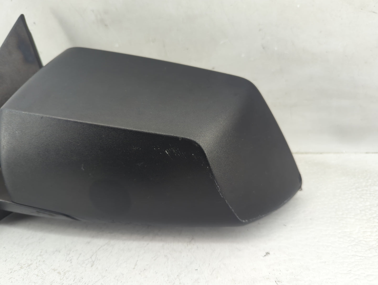 2009 Saturn Outlook Driver Side View Mirror - Left Door Mirror OEM Used - Oemusedautoparts1.com