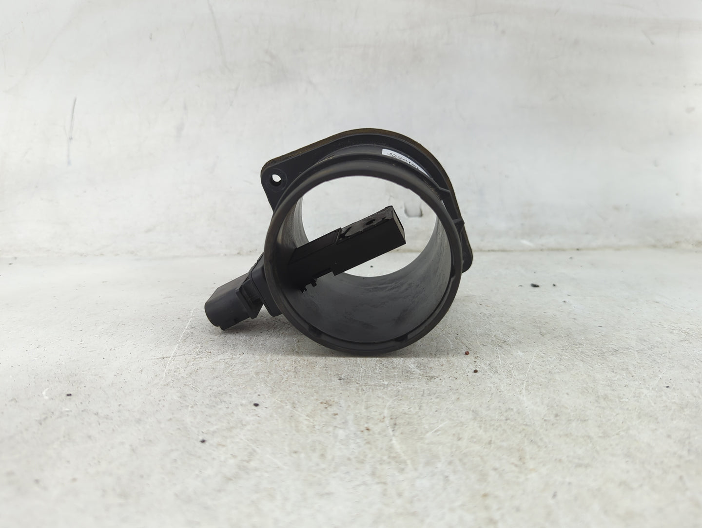Saturn Outlook Mass Air Flow Meter Maf 1488316 - Oemusedautoparts1.com