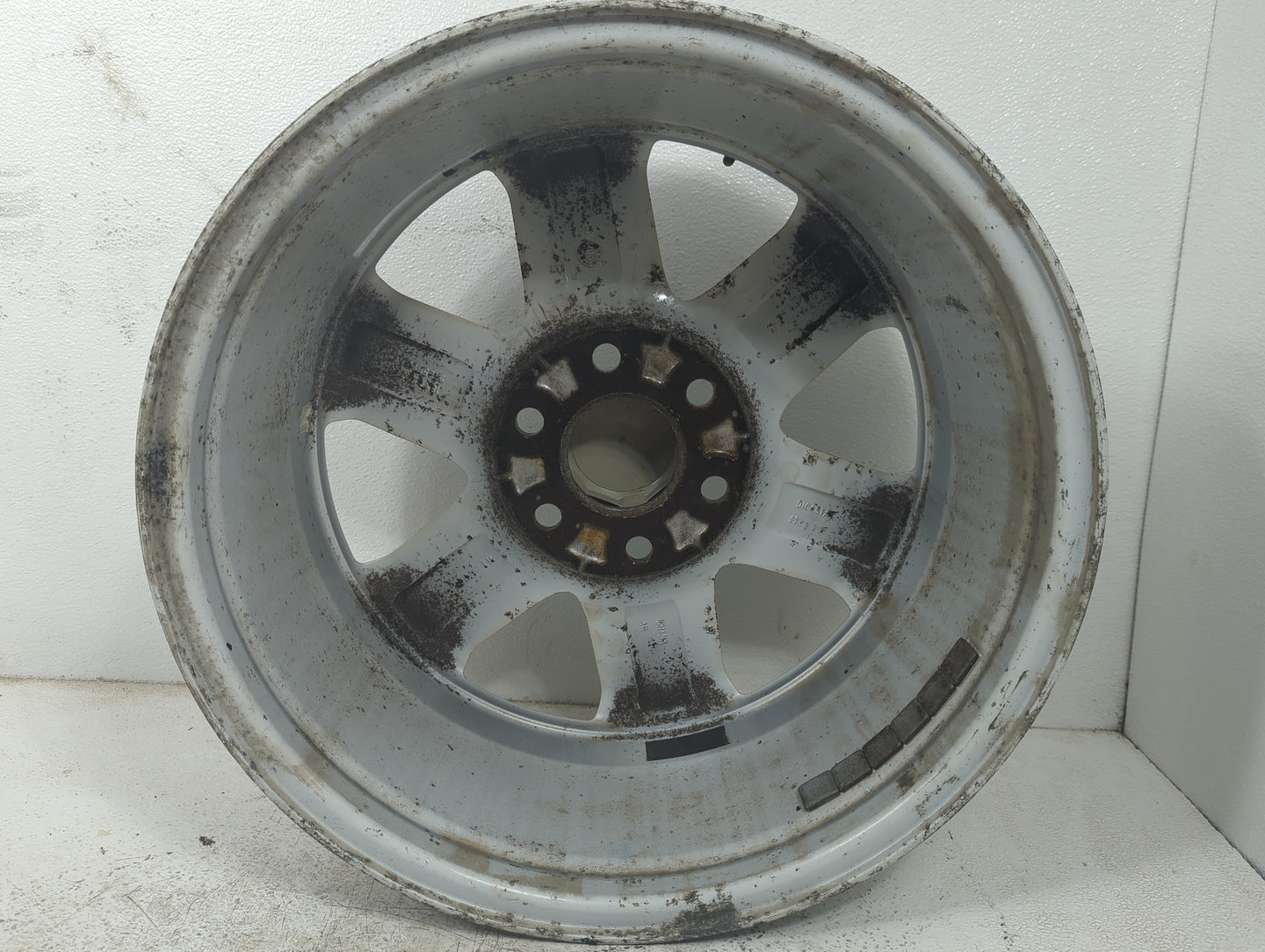 2009 Saturn Outlook Oem Wheel Rim 5000460 - Oemusedautoparts1.com