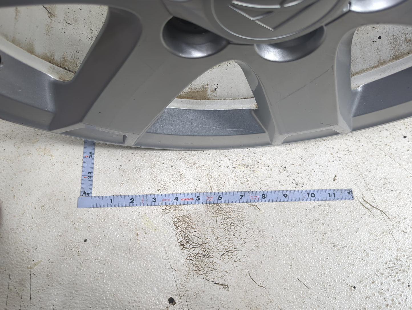 2009 Saturn Outlook Oem Wheel Rim 5000460 - Oemusedautoparts1.com