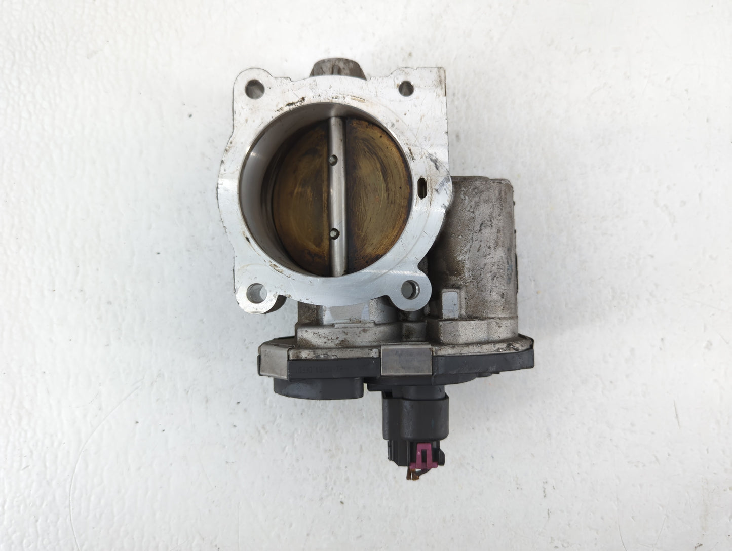 2009 Saturn Outlook Throttle Body P/N:995AA 8519 C Fits Fits 2007 2008 2010 2011 OEM Used Auto Parts - Oemusedautoparts1.com