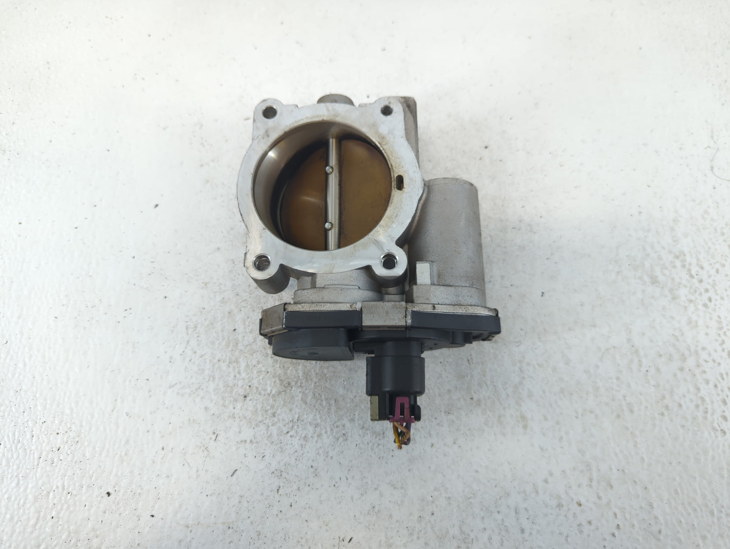2009 Saturn Outlook Throttle Body Fits Fits 2007 2008 2010 2011 OEM Used Auto Parts - Oemusedautoparts1.com