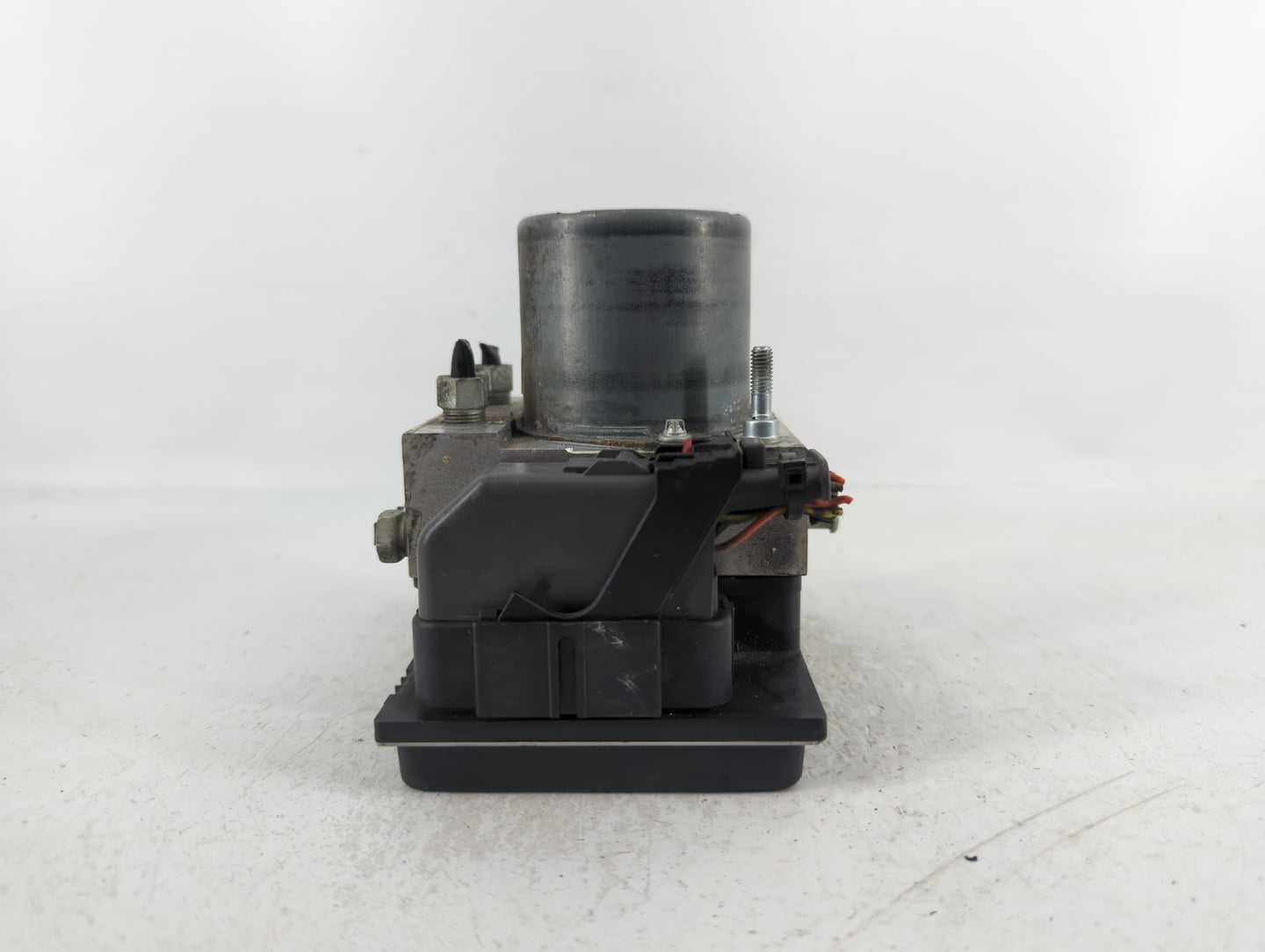 2009 Saturn Outlook ABS Pump Control Module Replacement P/N:0 265 230 111 01 25840315 Fits OEM Used Auto Parts - Oemusedauto
