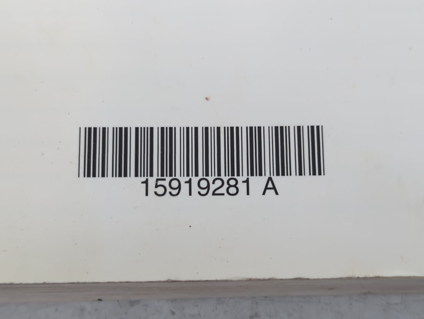 2009 Saturn Outlook Owners Manual Book Guide P/N:15919281 A OEM Used Auto Parts - Oemusedautoparts1.com