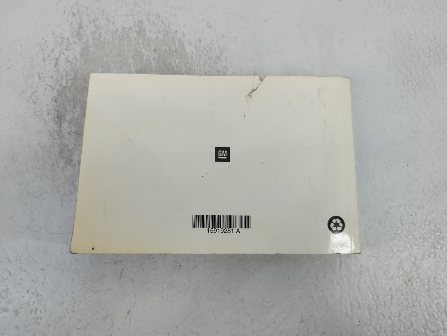 2009 Saturn Outlook Owners Manual Book Guide P/N:15919281 A OEM Used Auto Parts - Oemusedautoparts1.com