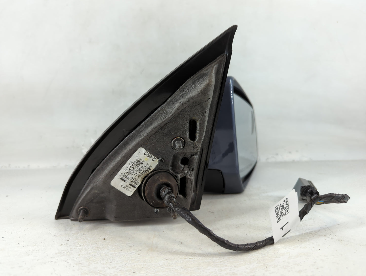 2009 Saturn Outlook Passenger Side View Mirror - Right Door Mirror OEM Used - Oemusedautoparts1.com