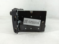 2009 Saturn Outlook Radio AM FM Cd Player Receiver Replacement P/N:25974804 Fits OEM Used Auto Parts - Oemusedautoparts1.com