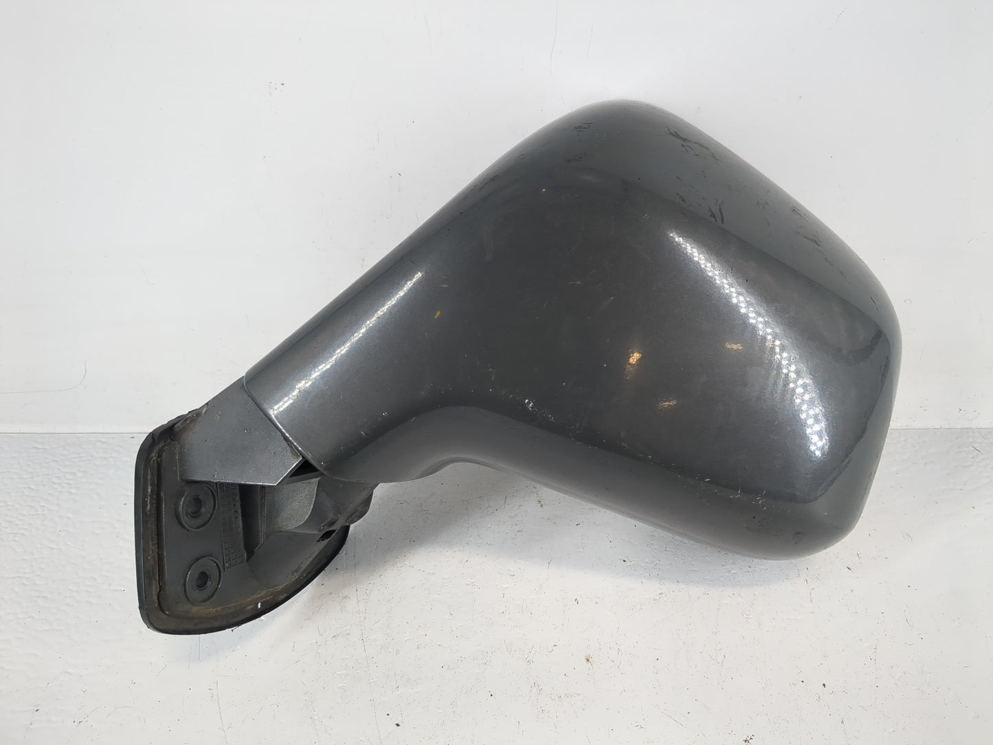 2008-2010 Saturn Vue Driver Side View Mirror - Left Door Mirror OEM Used - Oemusedautoparts1.com