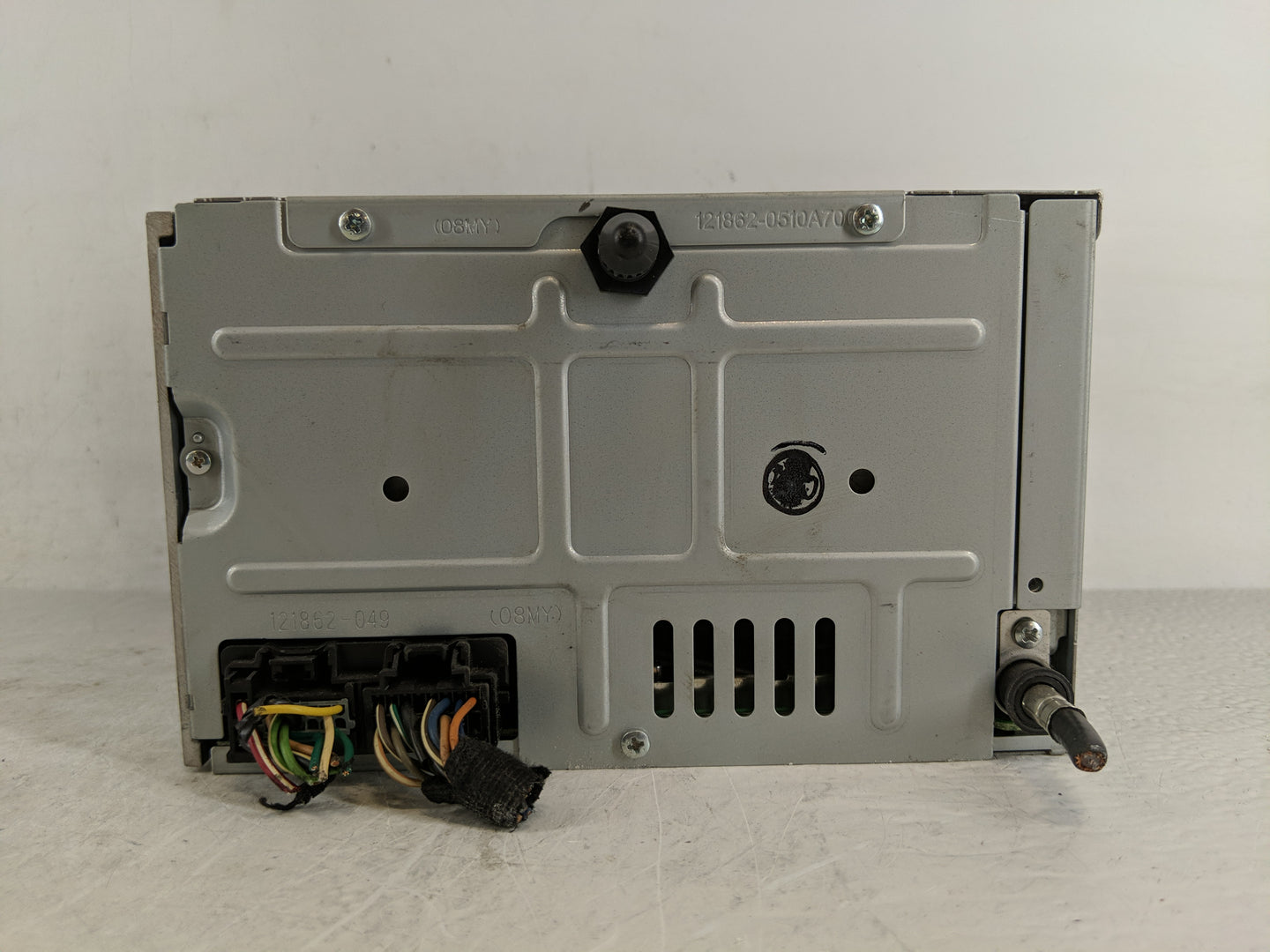 2009 Saturn Vue Radio AM FM Cd Player Receiver Replacement P/N:20790697 Fits OEM Used Auto Parts - Oemusedautoparts1.com