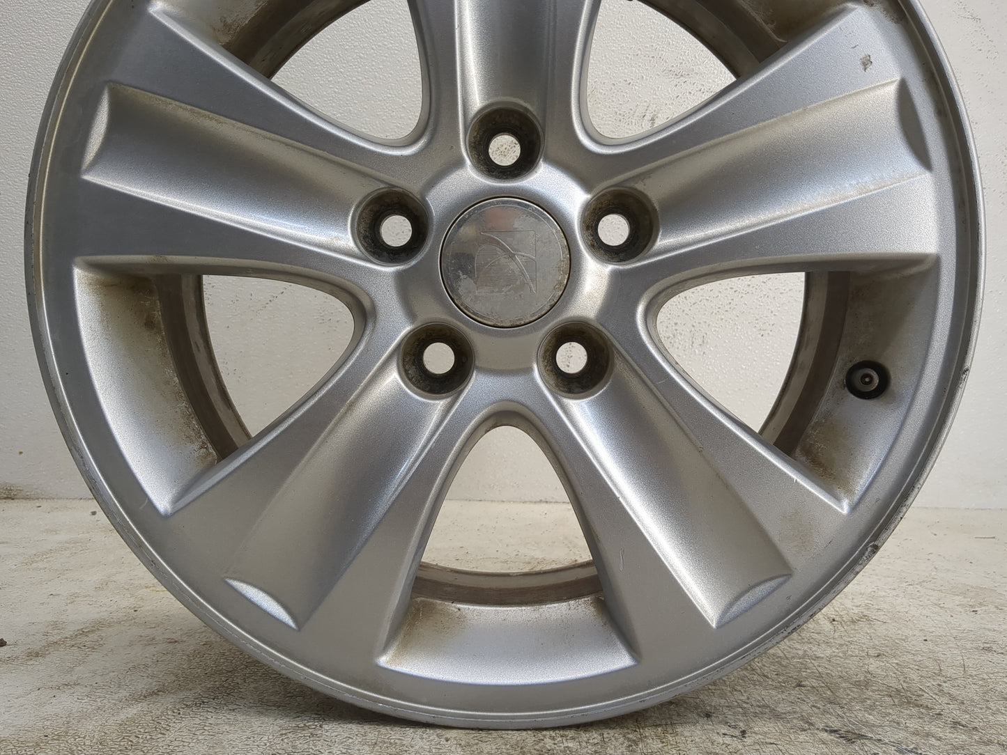 2008-2010 Saturn Vue Oem Wheel Rim 1181082 - Oemusedautoparts1.com