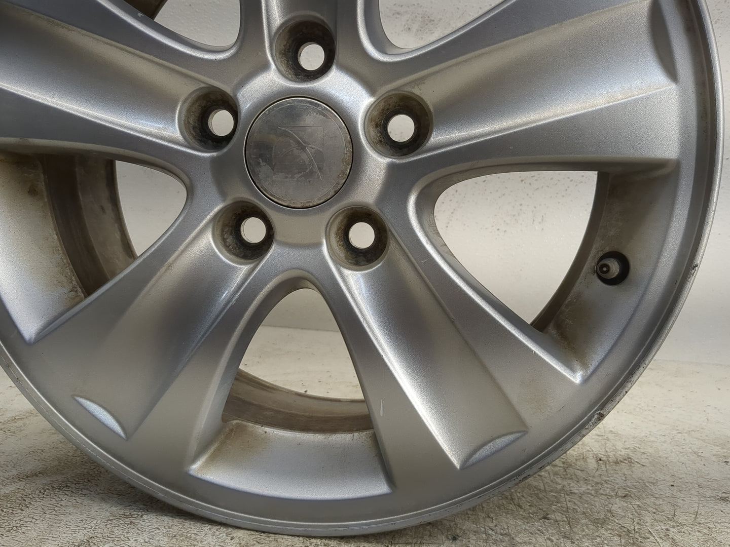 2008-2010 Saturn Vue Oem Wheel Rim 1181082 - Oemusedautoparts1.com