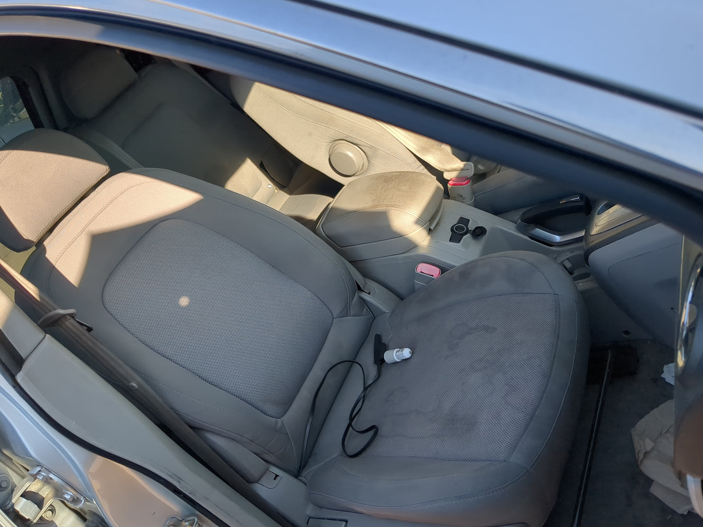 2008-2010 Saturn Vue Passenger Front Seat Oem 1182010 - Oemusedautoparts1.com
