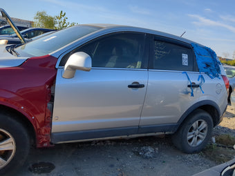 compare product 2008-2010 Saturn Vue Driver Front Door Oem 1182116