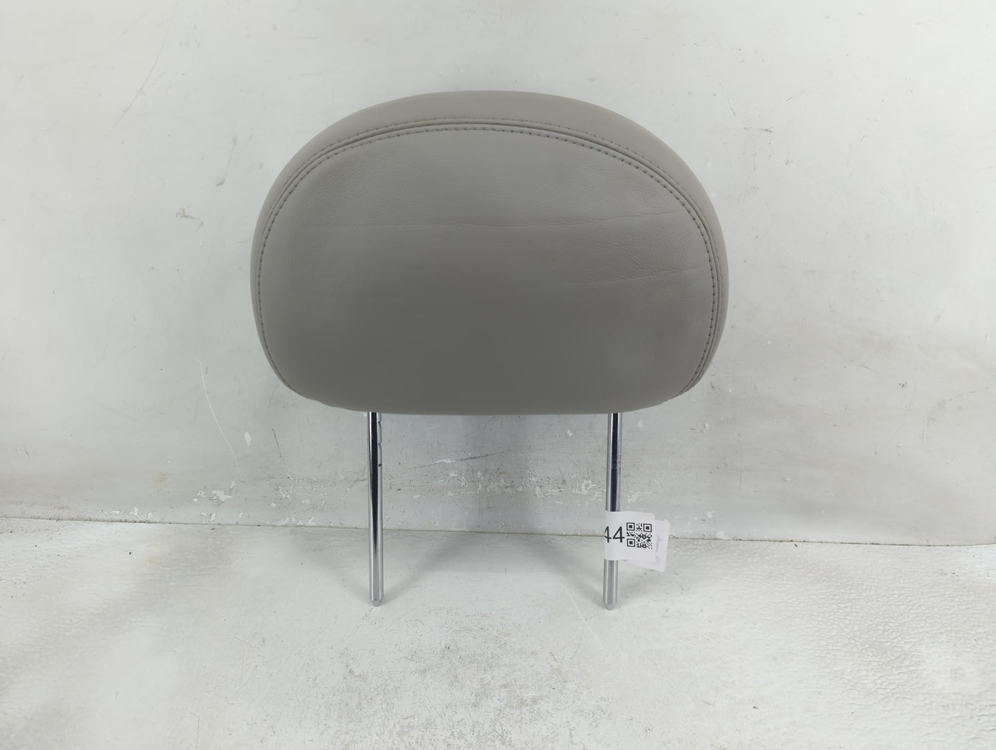 2008-2010 Saturn Vue Headrest Head Rest Front Driver Passenger Seat Fits Fits 2008 2009 2010 OEM Used Auto Parts - Oemusedau