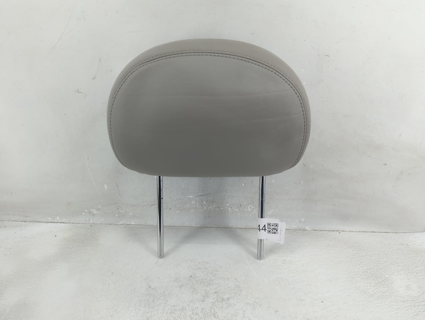 2008-2010 Saturn Vue Headrest Head Rest Front Driver Passenger Seat Fits Fits 2008 2009 2010 OEM Used Auto Parts - Oemusedau