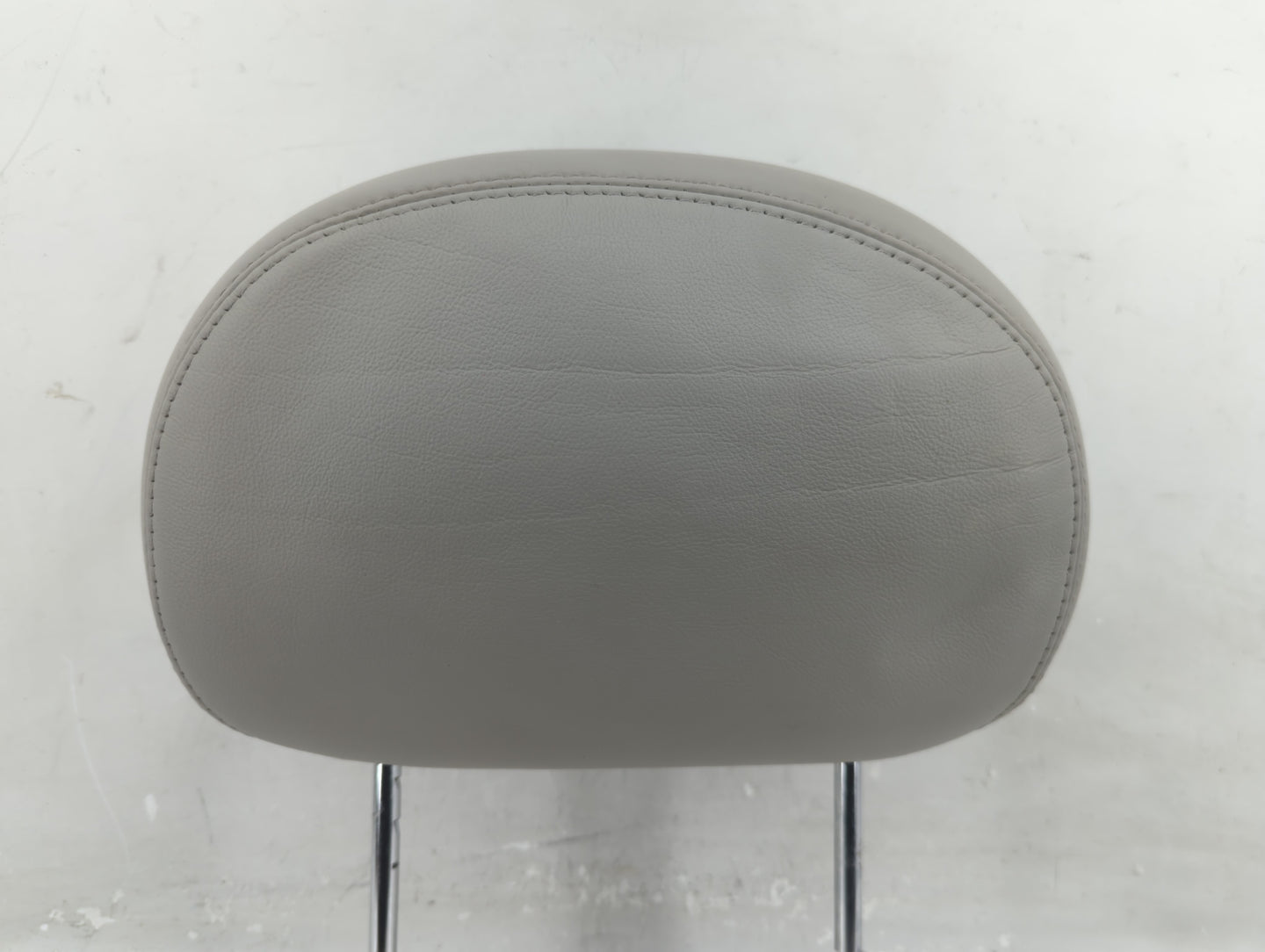 2008-2010 Saturn Vue Headrest Head Rest Front Driver Passenger Seat Fits Fits 2008 2009 2010 OEM Used Auto Parts - Oemusedau