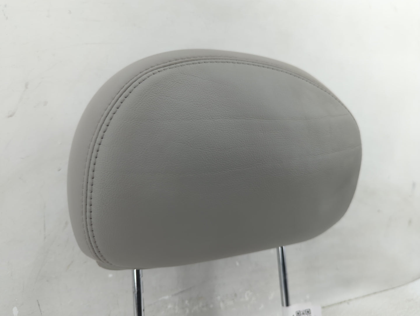 2008-2010 Saturn Vue Headrest Head Rest Front Driver Passenger Seat Fits Fits 2008 2009 2010 OEM Used Auto Parts - Oemusedau