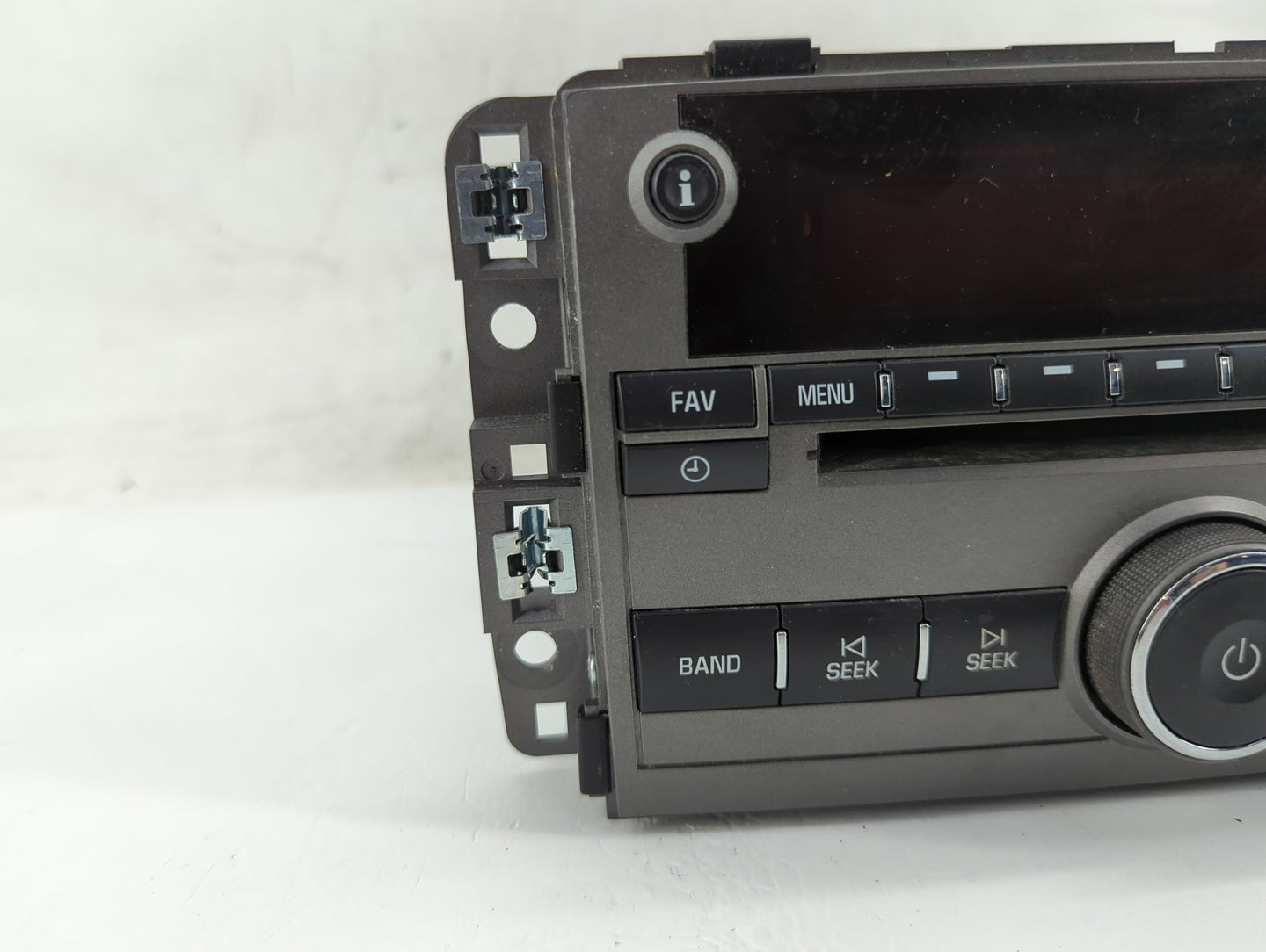 2009 Saturn Vue Radio AM FM Cd Player Receiver Replacement P/N:20790696 Fits OEM Used Auto Parts - Oemusedautoparts1.com