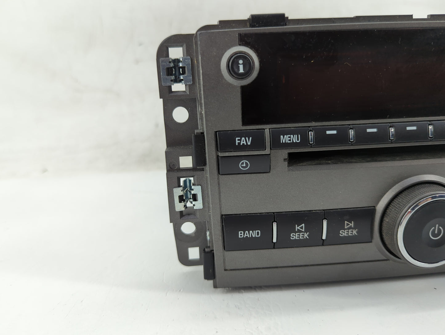 2009 Saturn Vue Radio AM FM Cd Player Receiver Replacement P/N:20790696 Fits OEM Used Auto Parts - Oemusedautoparts1.com