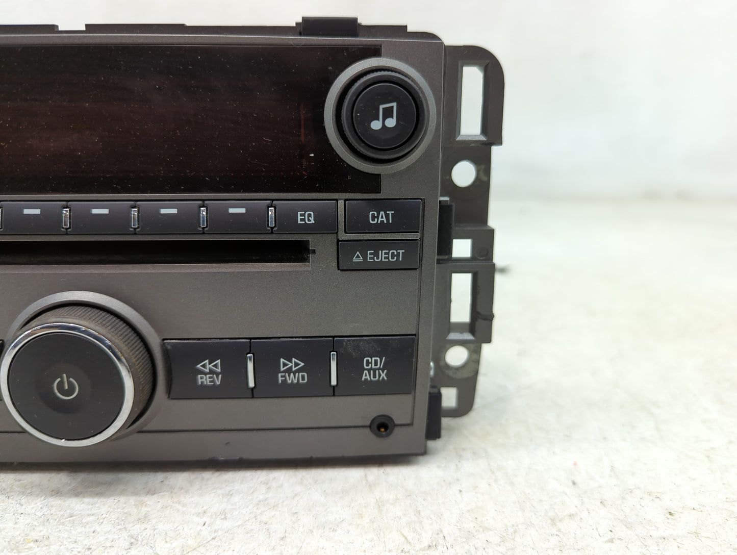 2009 Saturn Vue Radio AM FM Cd Player Receiver Replacement P/N:25994575 Fits OEM Used Auto Parts - Oemusedautoparts1.com
