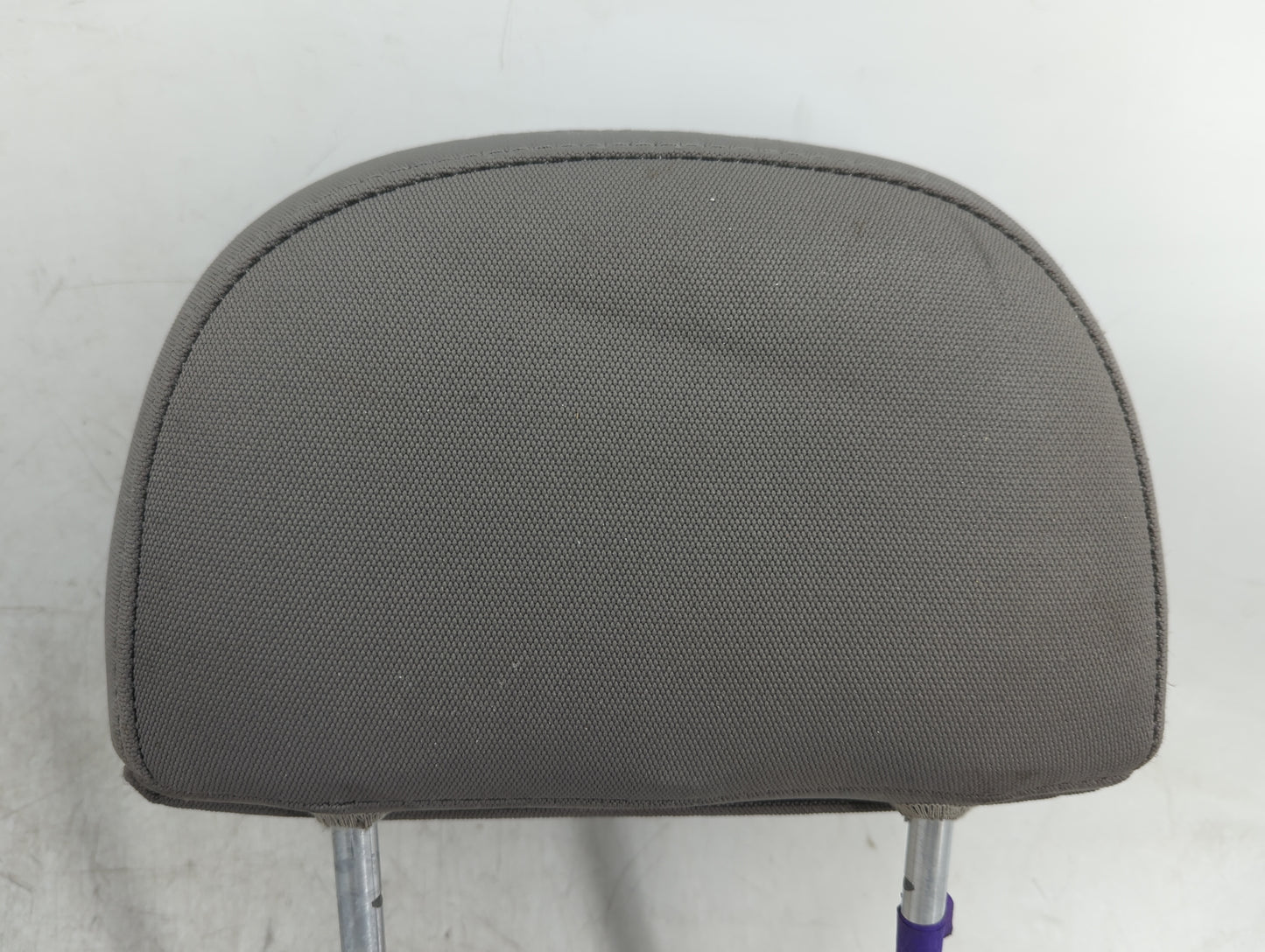 2008-2010 Saturn Vue Headrest Head Rest Front Driver Passenger Seat Fits Fits 2008 2009 2010 OEM Used Auto Parts - Oemusedau