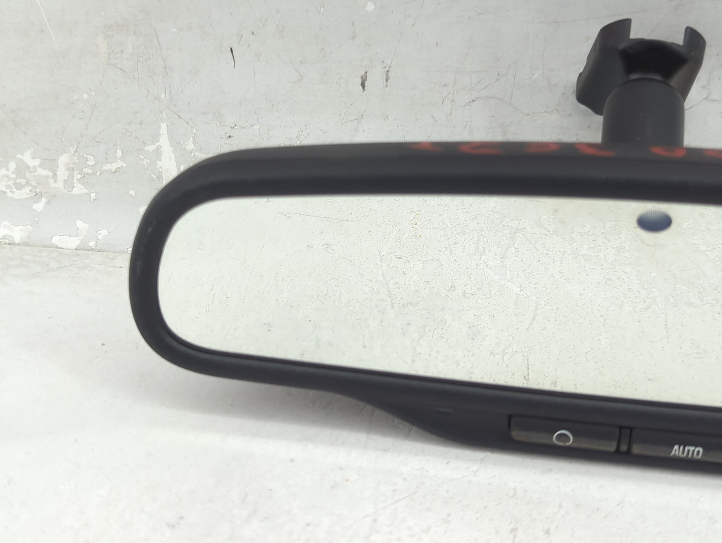 2009 Saturn Vue Interior Rear View Mirror Replacement OEM Fits OEM Used Auto Parts - Oemusedautoparts1.com