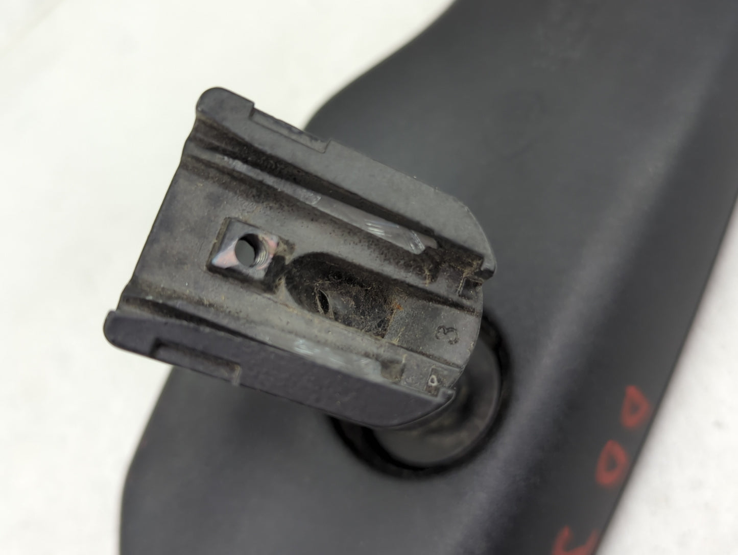 2009 Saturn Vue Interior Rear View Mirror Replacement OEM Fits OEM Used Auto Parts - Oemusedautoparts1.com
