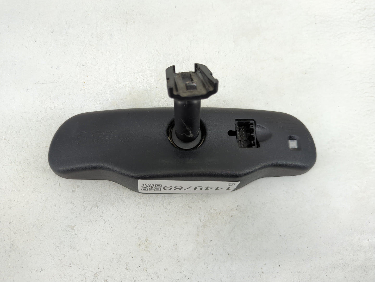 2009 Saturn Vue Interior Rear View Mirror Replacement OEM Fits OEM Used Auto Parts - Oemusedautoparts1.com
