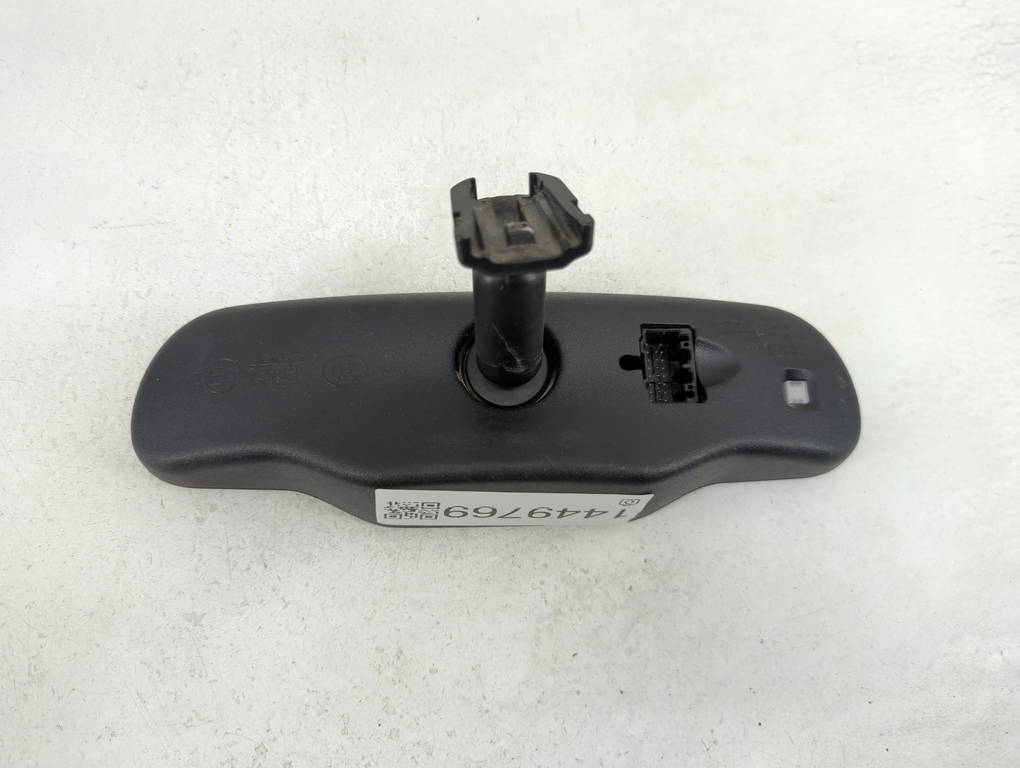 2009 Saturn Vue Interior Rear View Mirror Replacement OEM Fits OEM Used Auto Parts - Oemusedautoparts1.com