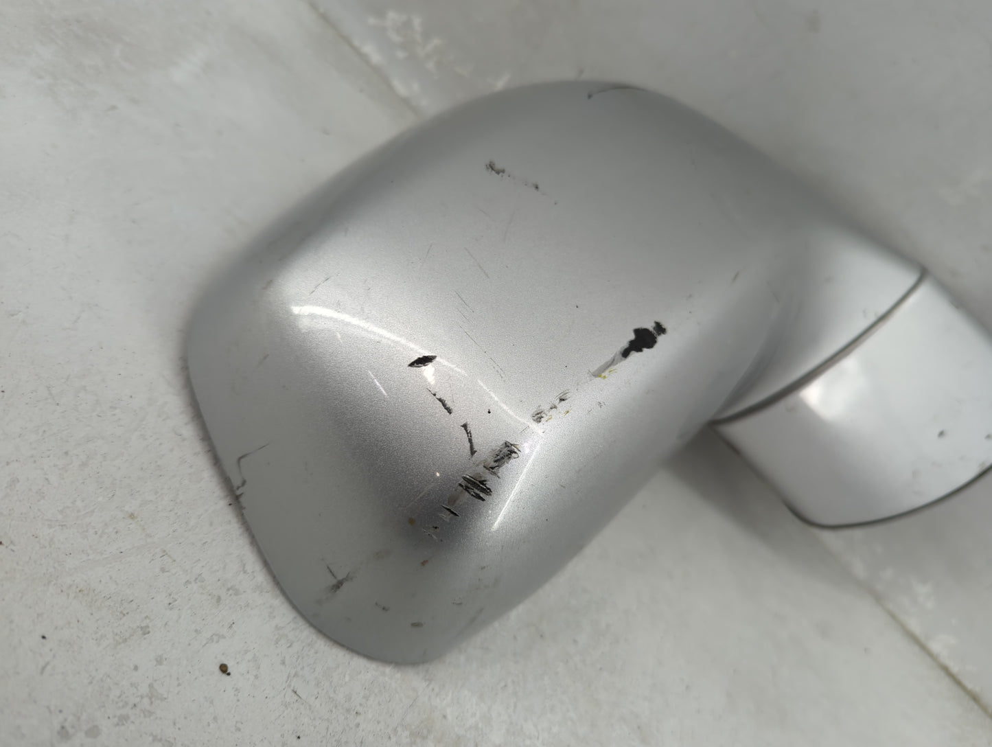 2008-2010 Saturn Vue Passenger Side View Mirror - Right Door Mirror OEM Used - Oemusedautoparts1.com