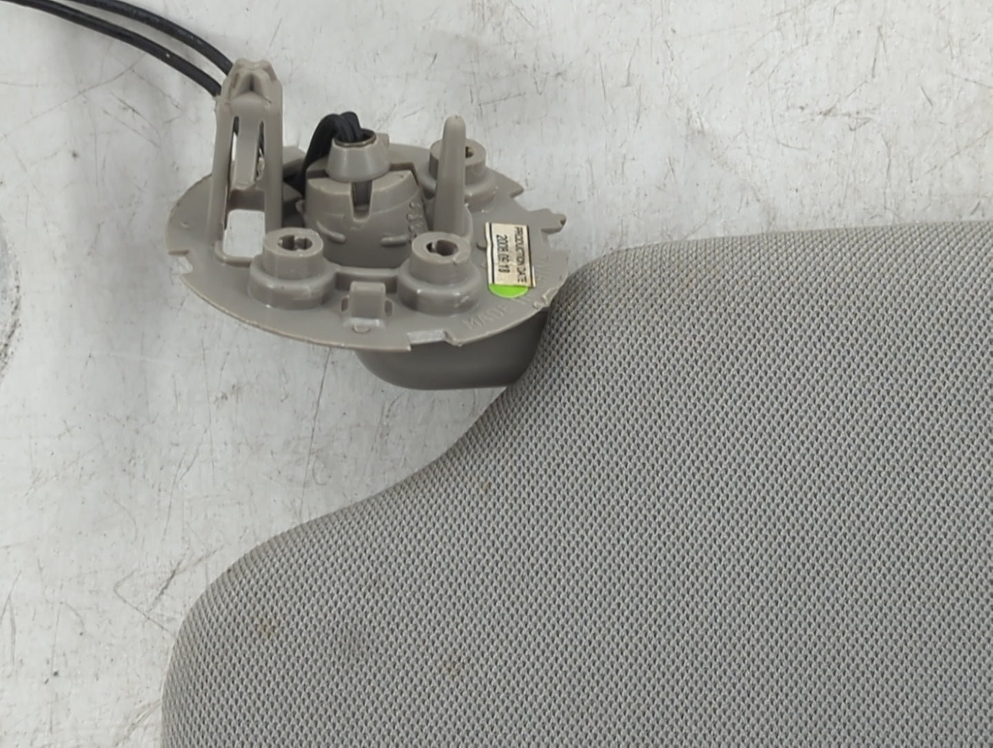 2008-2010 Saturn Vue Sun Visor Shade Replacement Passenger Right Mirror Fits Fits 2008 2009 2010 OEM Used Auto Parts - Oemus