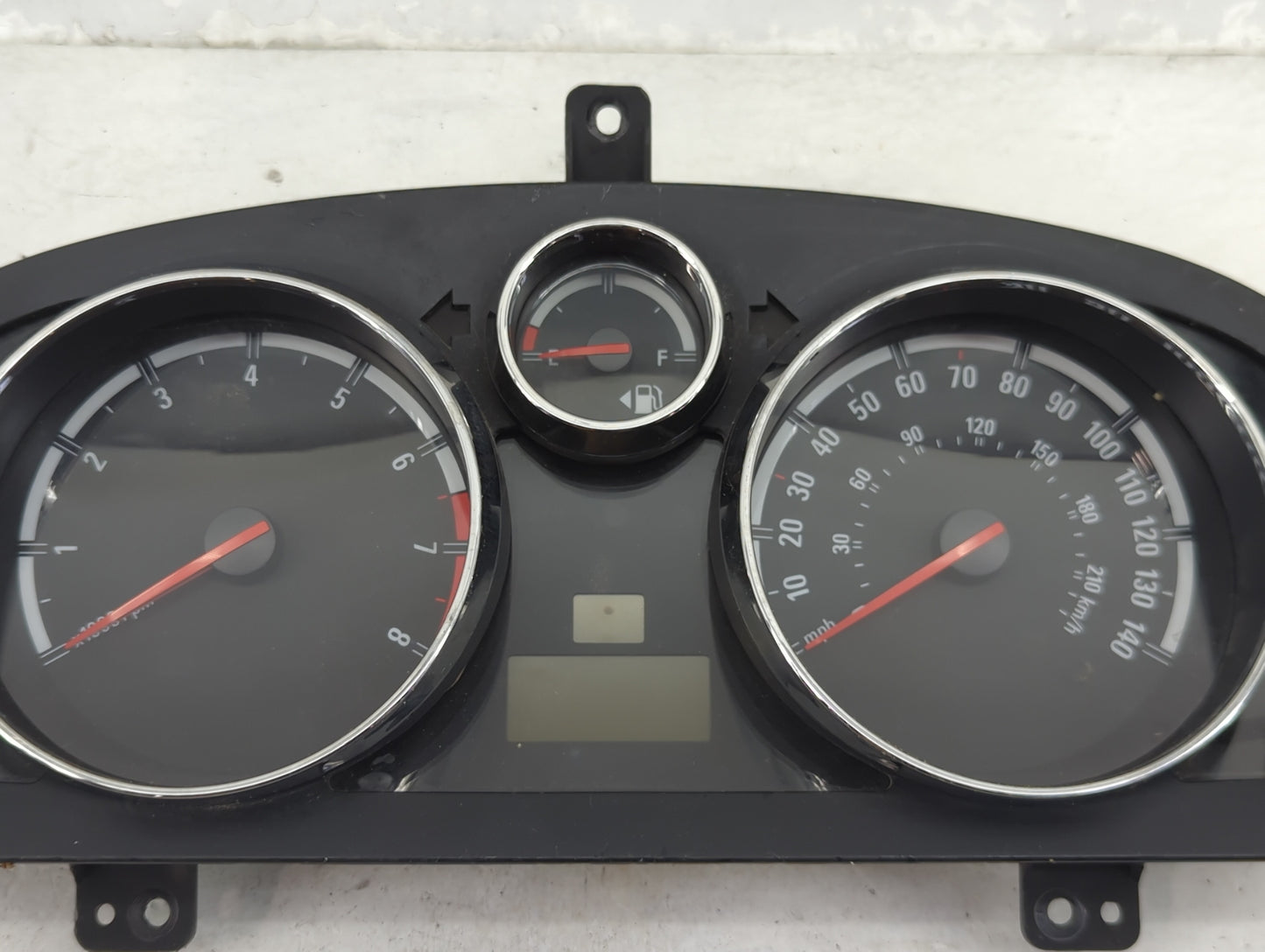 2009 Saturn Vue Instrument Cluster Speedometer Gauges P/N:96850944 Fits OEM Used Auto Parts - Oemusedautoparts1.com