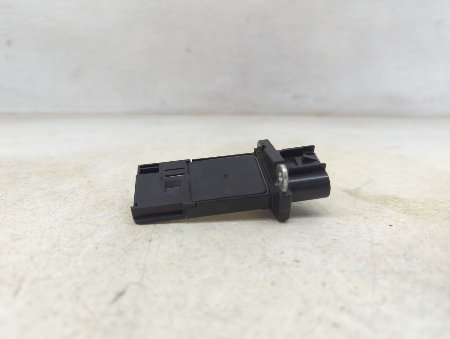 2007-2010 Saturn Vue Mass Air Flow Meter Maf 404596 - Oemusedautoparts1.com