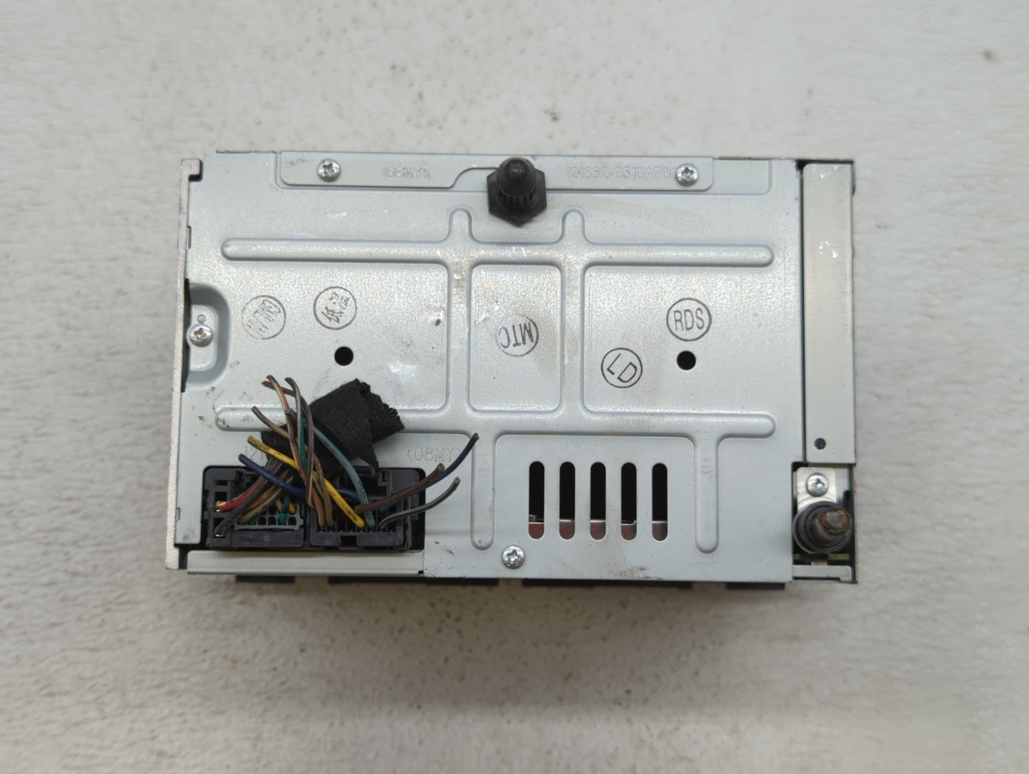 2009-2009 Saturn Vue Am Fm Cd Player Radio Receiver - Oemusedautoparts1.com