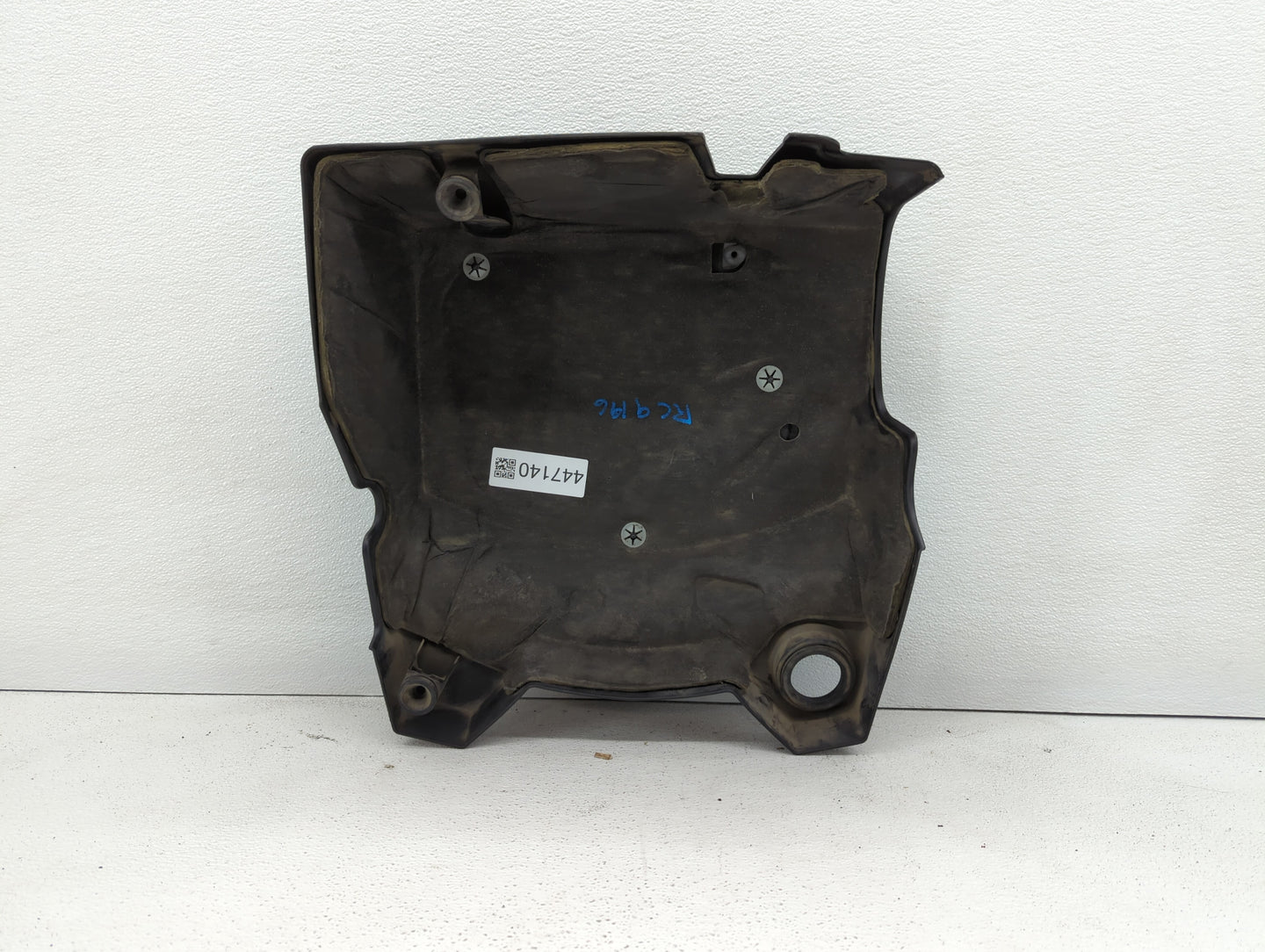 2009 Saturn Vue Engine Cover - Oemusedautoparts1.com