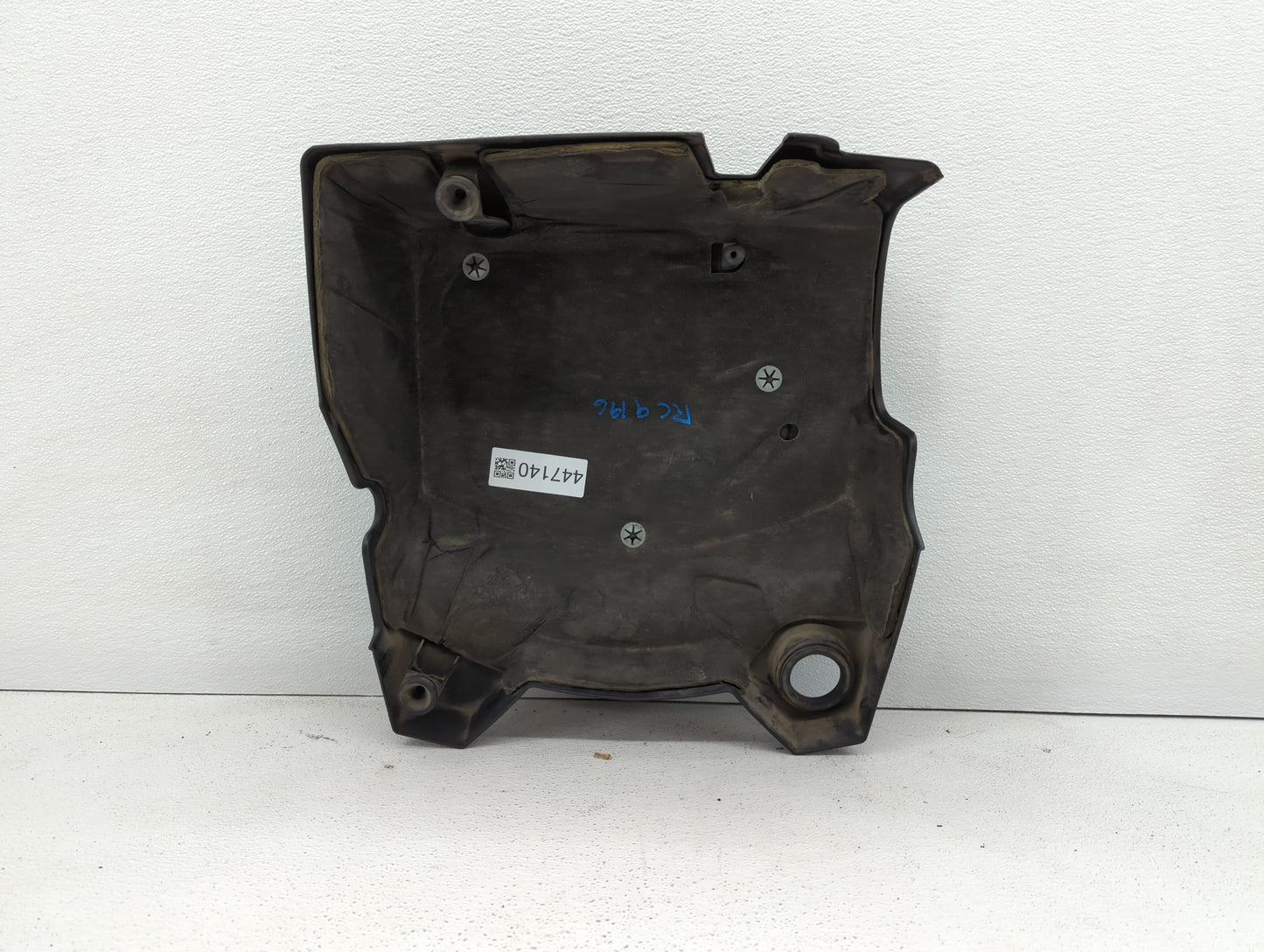 2009 Saturn Vue Engine Cover - Oemusedautoparts1.com